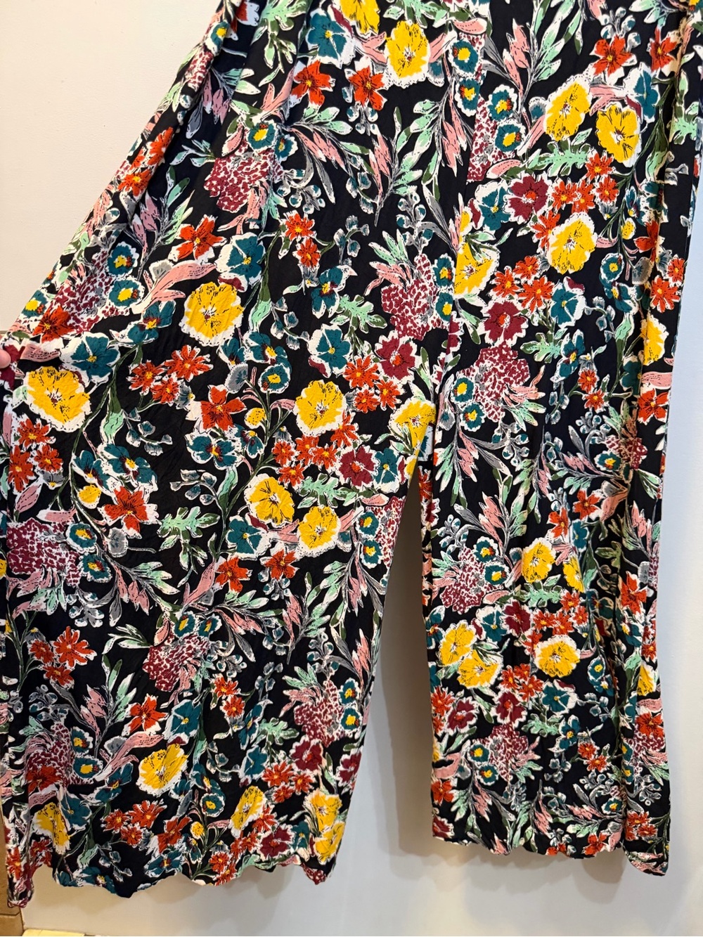 NATURAL LIFE Floral Wide-Leg Romper jumpsuit - Picture 7 of 7